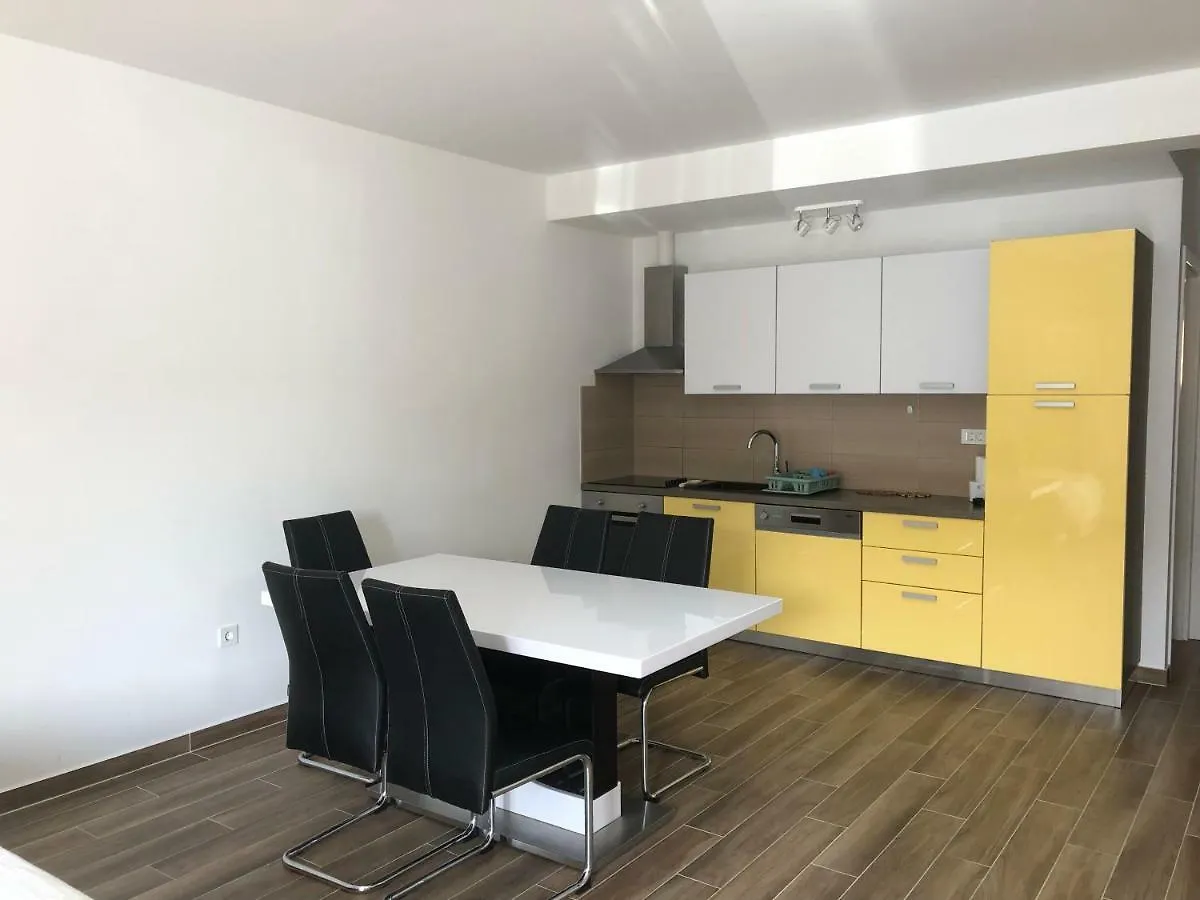 Apartments Dona  Cres