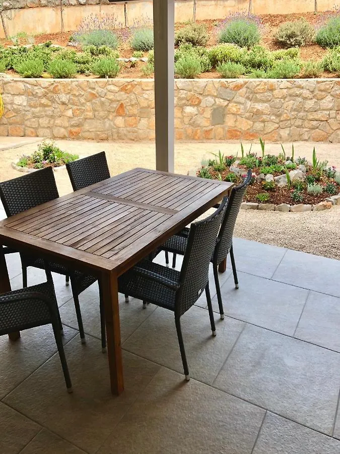 Apartments Dona Cres Croatia