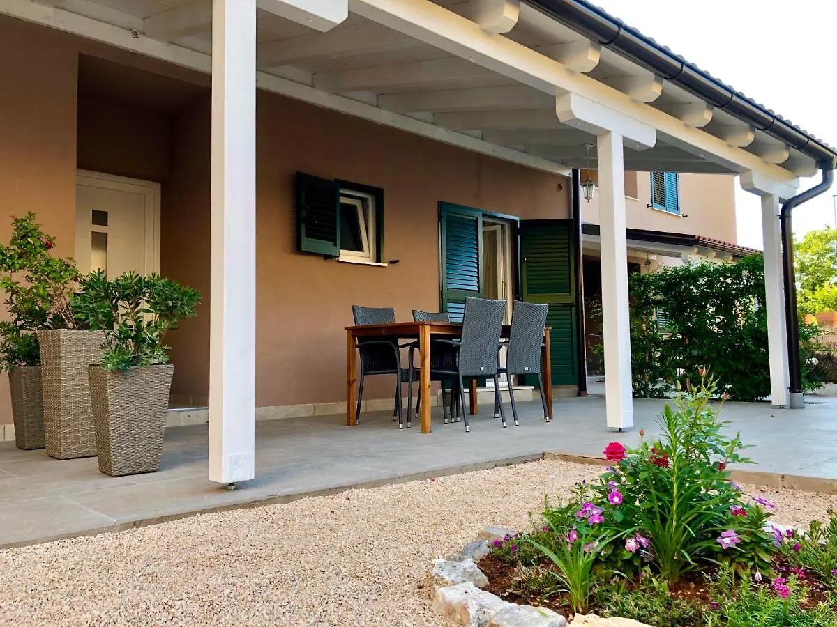 Apartments Dona Cres